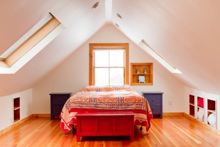 Schlafzimmer-Dachschraege-gestalten-eklektisch-Ideen