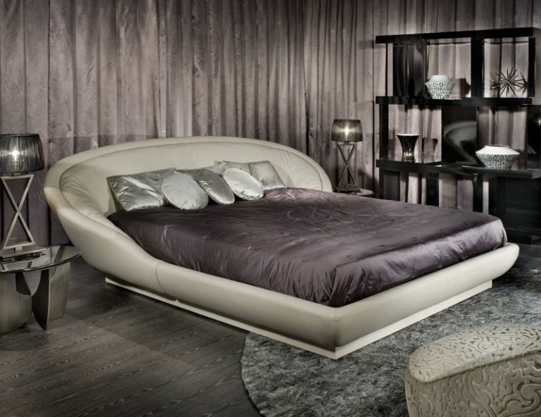 Schoene-Betten-grau-weiss-modern-Schlafzimmer