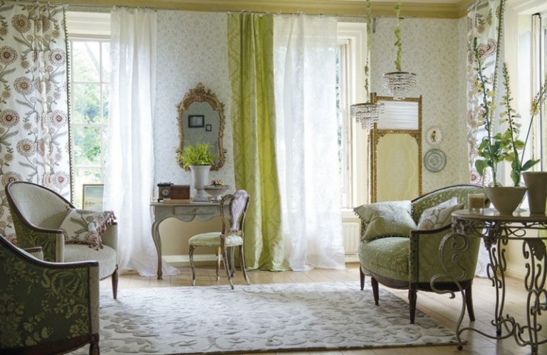 Vintage-Stil-Wohnzimmer-Spiegel-Sessel-Schminktisch-Ideen-Einrichtung