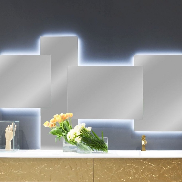 badezimmer-spiegel-arlex-design-Scomposti-versetzt-indirekt-beleuchtung