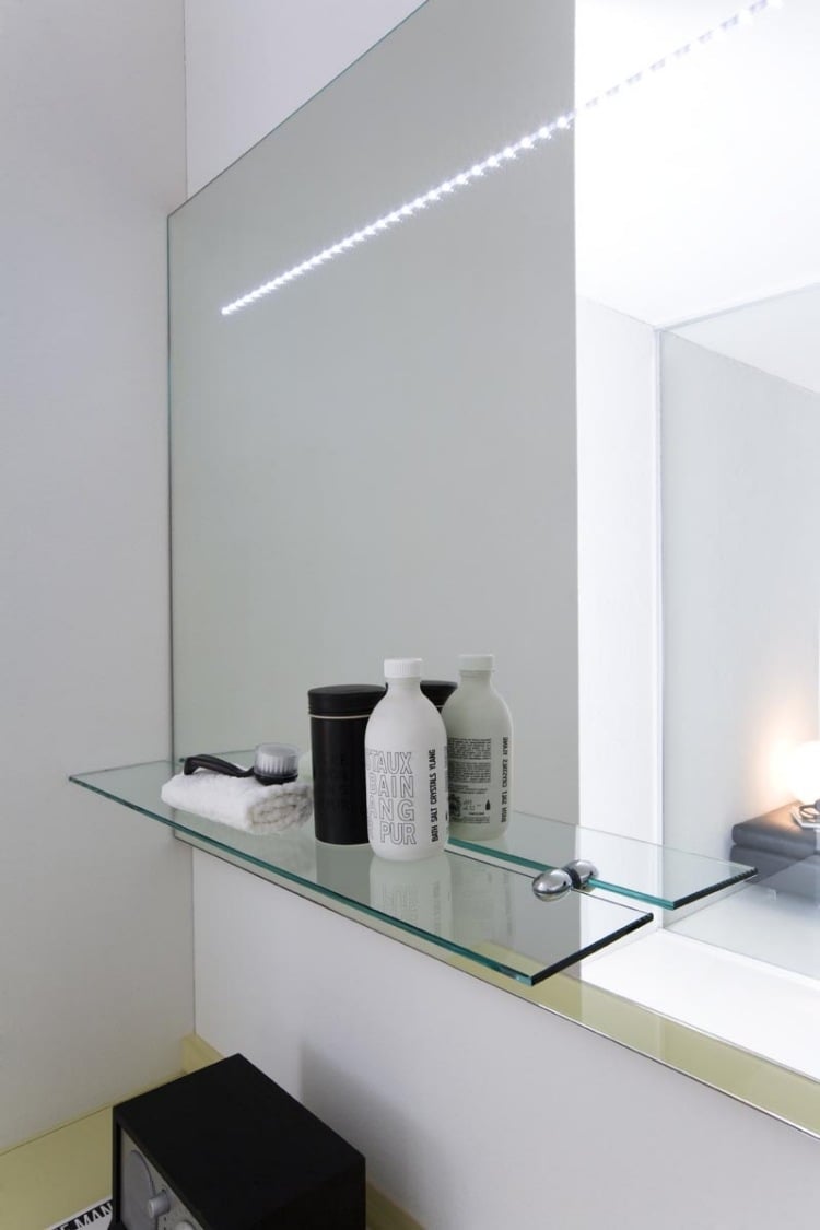badezimmer-spiegel-arlex-design-led-leiste-schlicht-indirekt-beleuchtung