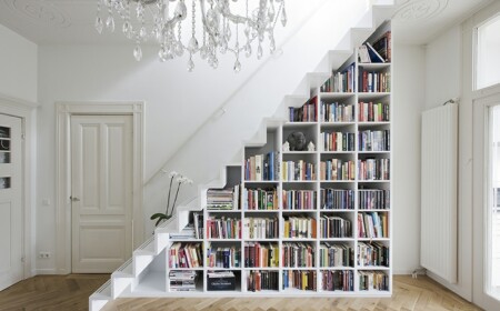 buecherregal unter der treppe moebel weiss design idee