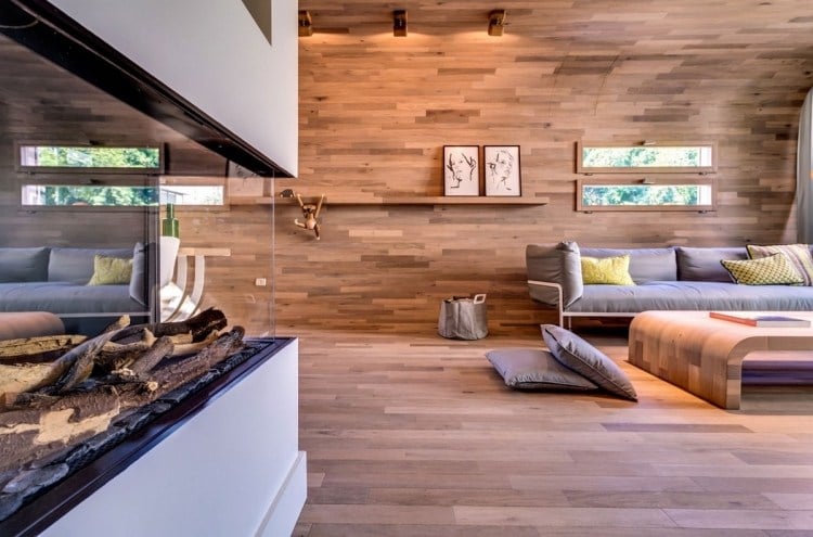 couchtische-massivholz-wohnzimmer-wandverkleidung-decke-holzboden-couch-modern-dekorativ-kamin