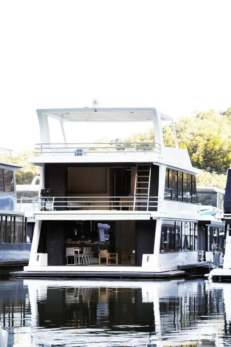 hausboot inneneinrichtung design idee modern luxus zwei etagen