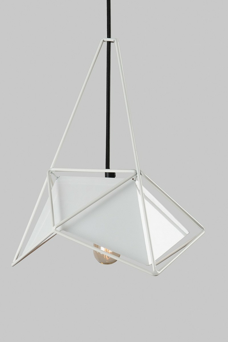 lampe mit geometrischem design weiss lampenschirm idee modern
