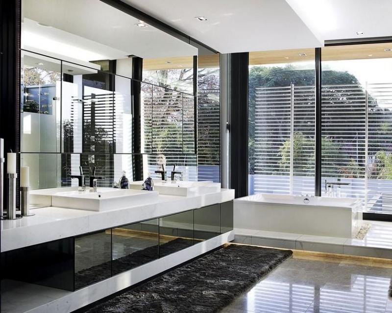 moderne-Komplettausstattung-Badezimmer-Design-Badschrank