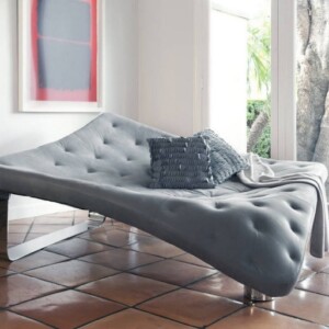 Sofa in Grau und Gelb