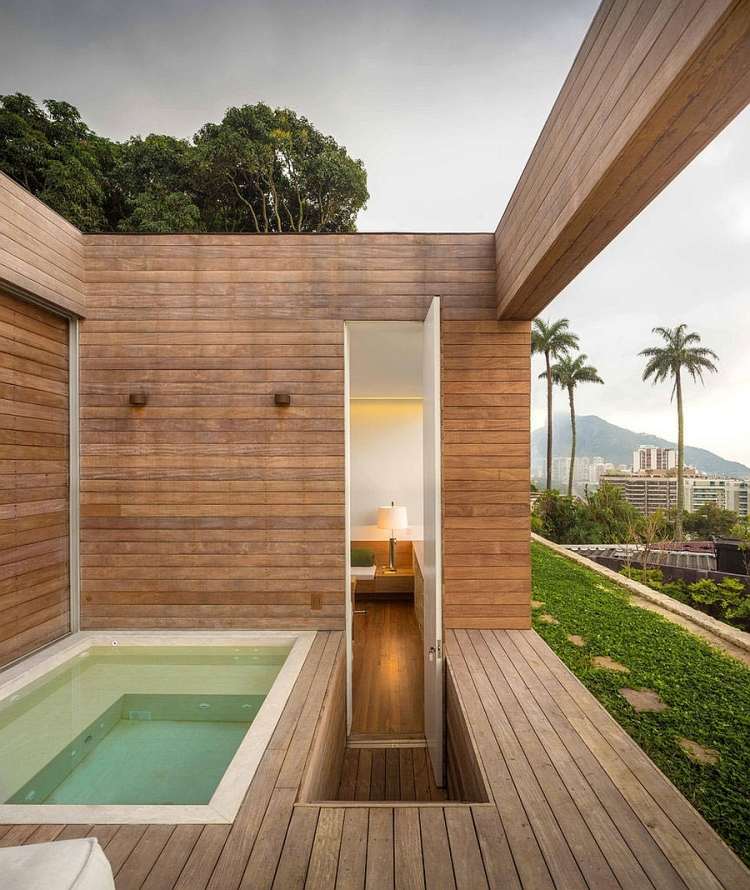 whirlpool-garten-haus-holzverkeidung-modern-architektur-outdoor-luxus