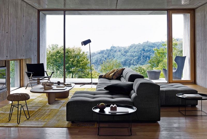 Sofa-Grau-Wohnzimmer-Teppich-gelb-Patchwork