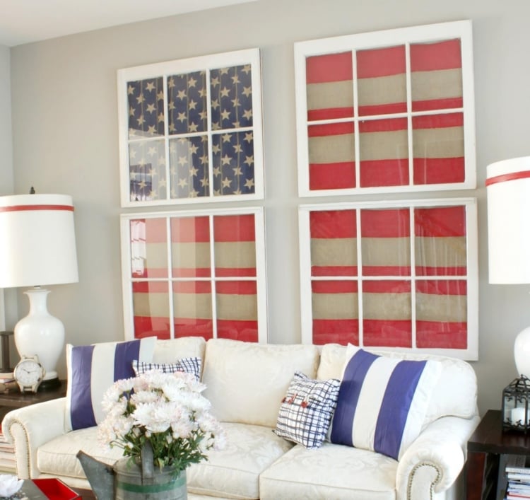 alte-fenster-dekoration-weiss-amerikanische-flage-rahmen-wohnzimmer-couch-weiss-maritim