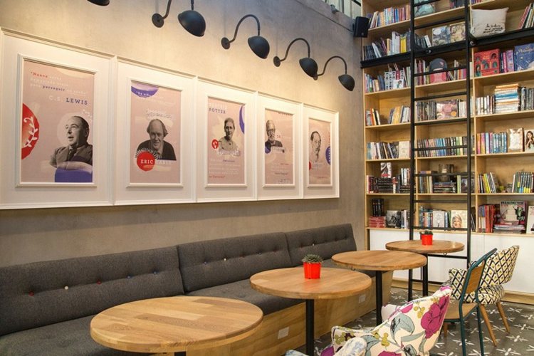 cafe buchladen leiter bibliothek sitzecke literatur einrichtung skandinavisch
