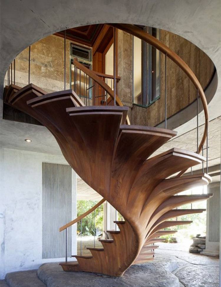 innentreppen-holz-modern-spindeltreppe-beton-decke-waende-boden