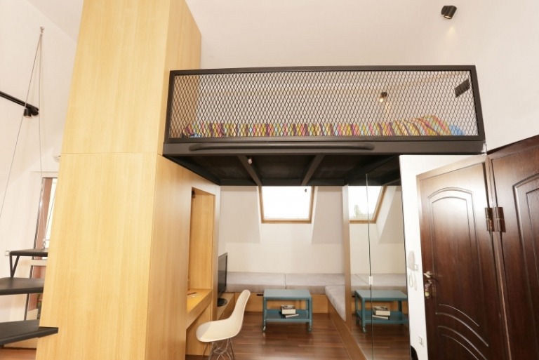 Kleine Räume einrichten -ebene-bett-schlafbereich-platz-optimieren