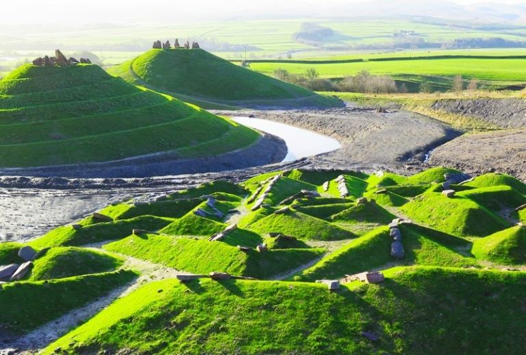 Landschaftsbilder von Schottland huegel spirale park idee