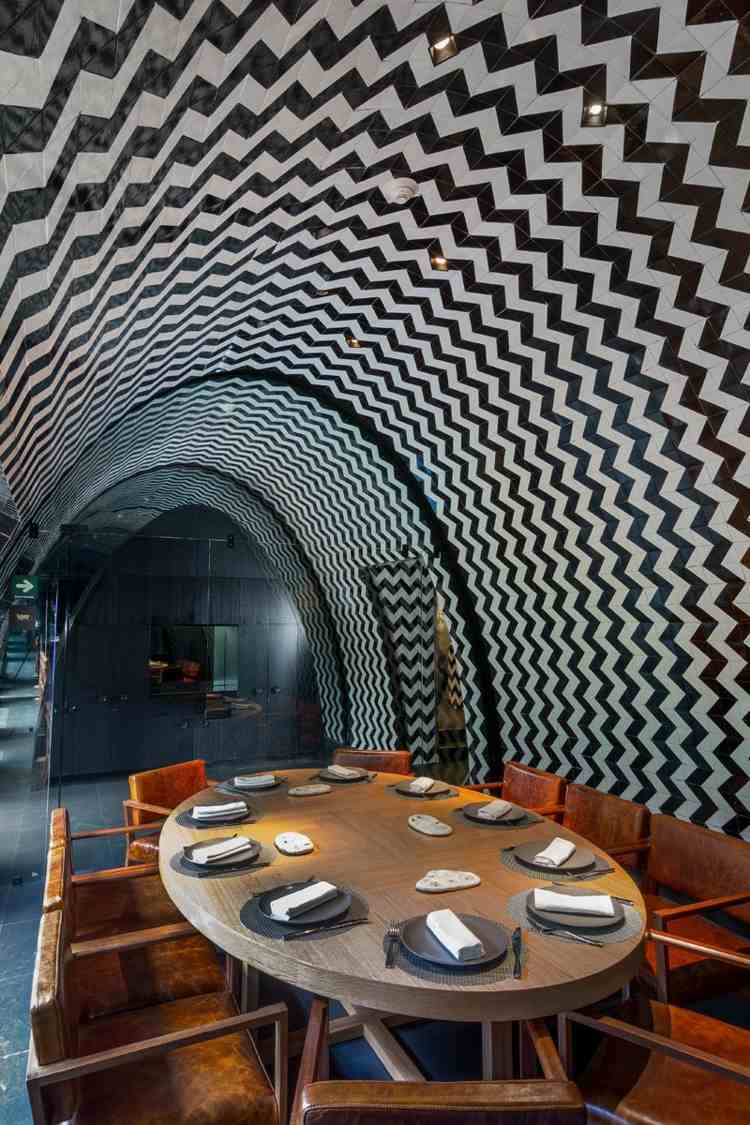 restaurant fliesen massgefertigtem design keramik decke zickzack schwarz weiss