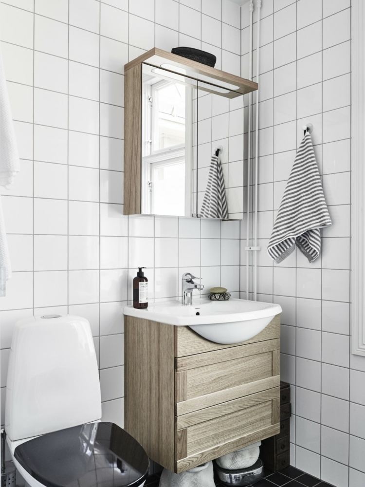 wohnen skandinavisch badkonsole spiegel toilette deckel schwarz schlicht