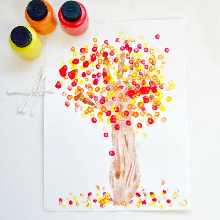 Basteln-Kindern-Baum-Fingerabdruecke-Bild-DIY