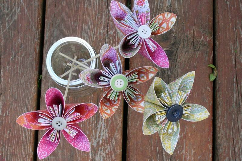 Basteln-Kindern-Origami-Blumengestecke-selber-binden