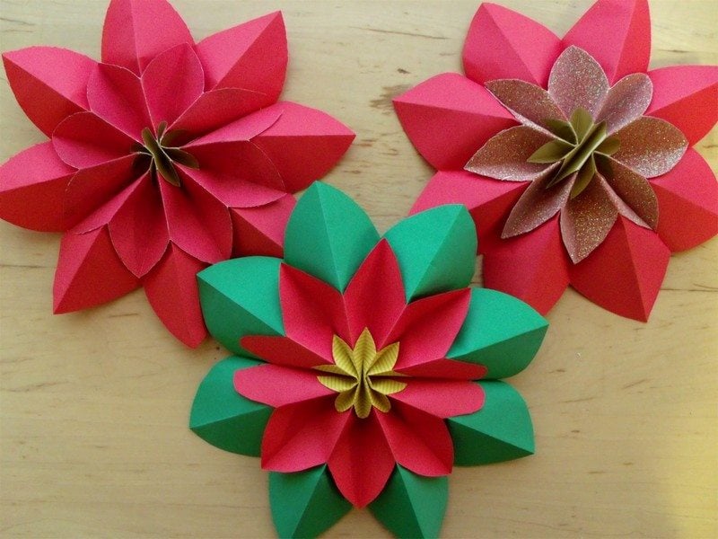 Basteln-Kindern-Origami-Weihnachtssterne-falten-Papier