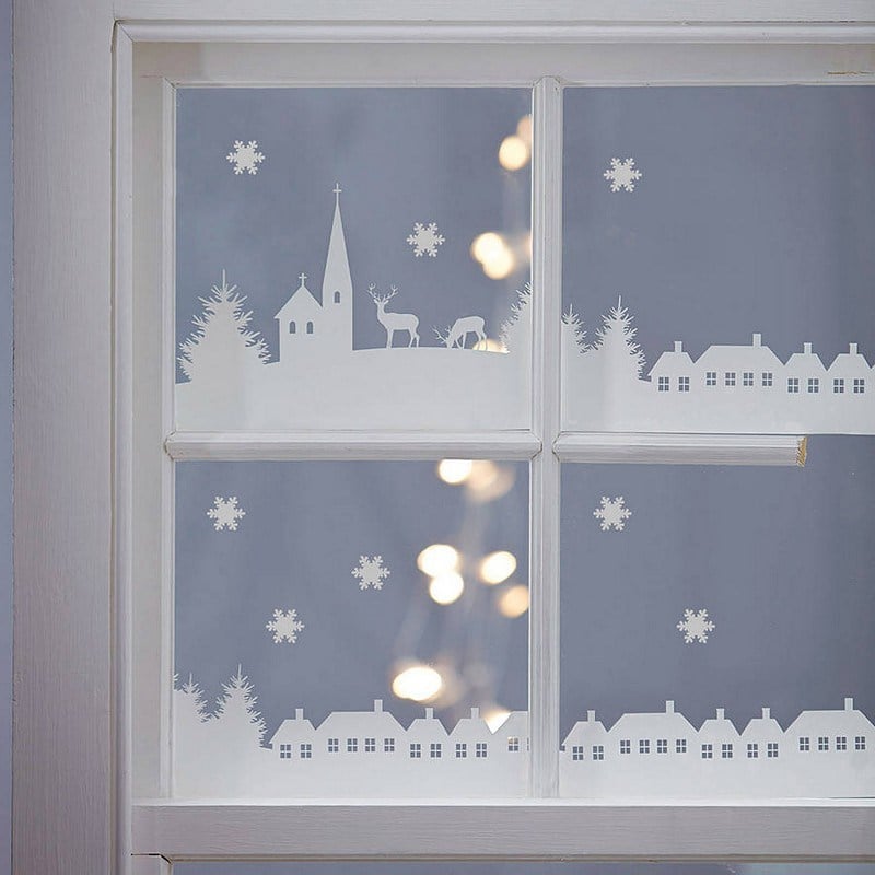 Fensterdeko-Weihnachten-Silhouetten-Papier-ausschneiden