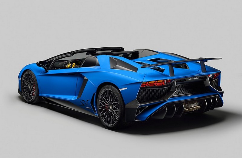 Lamborghini-Aventador-LP-750-Spoiler-aus-Karbon-hinten