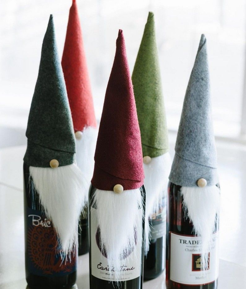 Weihnachtsbastelideen-2015-Eltern-Weinflasche-dekorieren-Filz