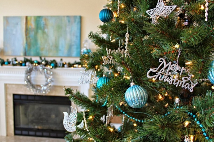 Weihnachtsdeko in Silber