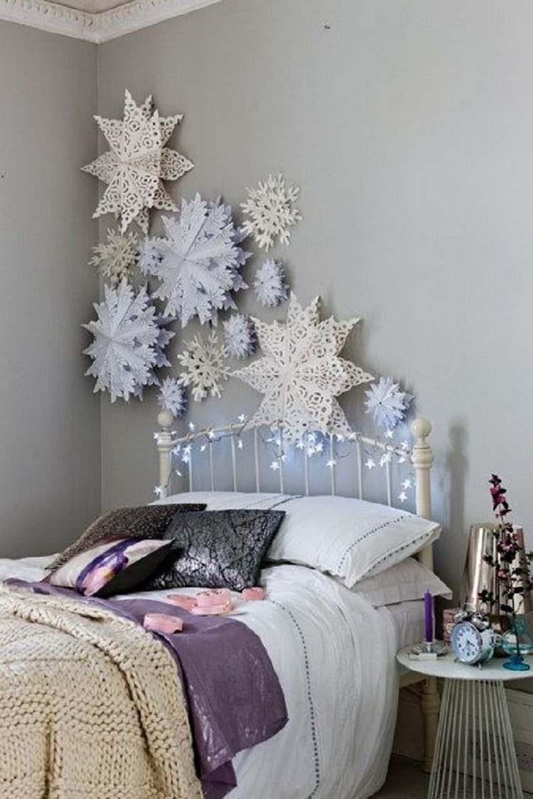 Weihnachtsdeko-selber-basteln-3d-papier-sterne-maedchen-schlafzimmer-lichterketten