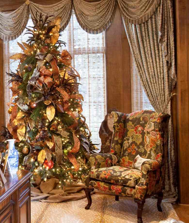 amerikanische-Weihnachtsdeko-Stoff-Girlande-klassisch-dekorieren