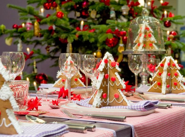 amerikanische-Weihnachtsdeko-Tisch-Lebkuchen-Origami-Sterne
