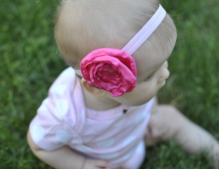 Baby Haarband selber-machen-anleitung-satin-rose-pink