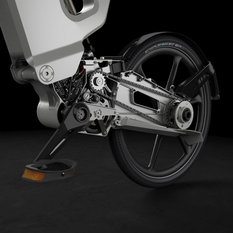 elektrisches-fahrrad-motorrad-kette-getriebe-pedalle-reifen-motor
