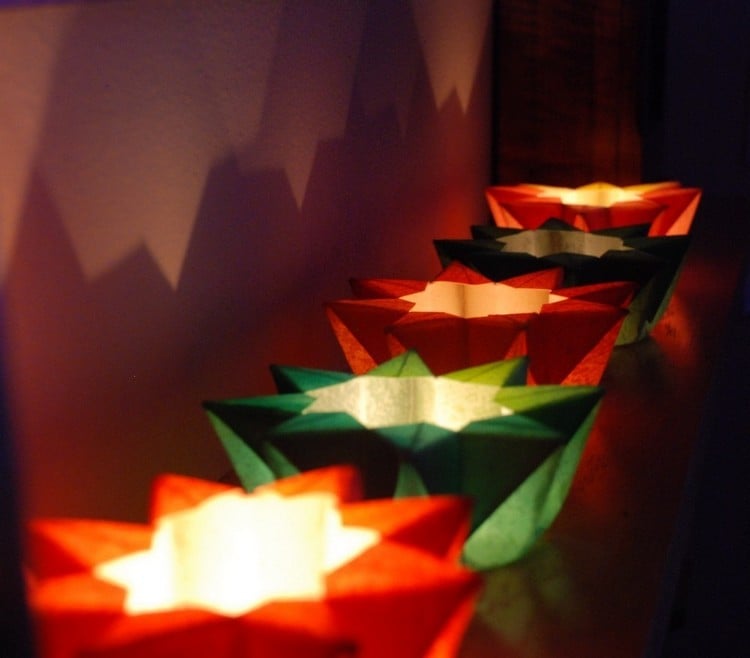 origami-stern-falten-weihnachten-deko-kerzenschein