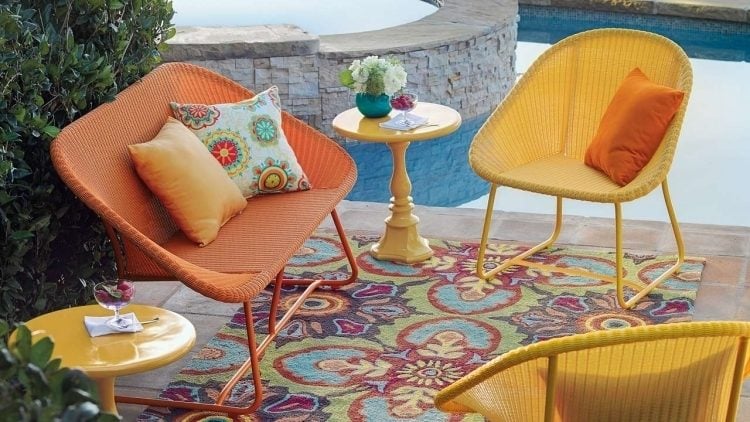 outdoor-teppiche-design-bunt-muster-ornamente-farbig-gartenmoebel-kusntstoff-gelb-orange