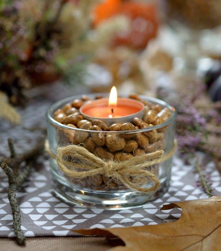 Tischdeko für Herbst selbstgemacht-glas-teelichthalter-bohnen-juteschnur