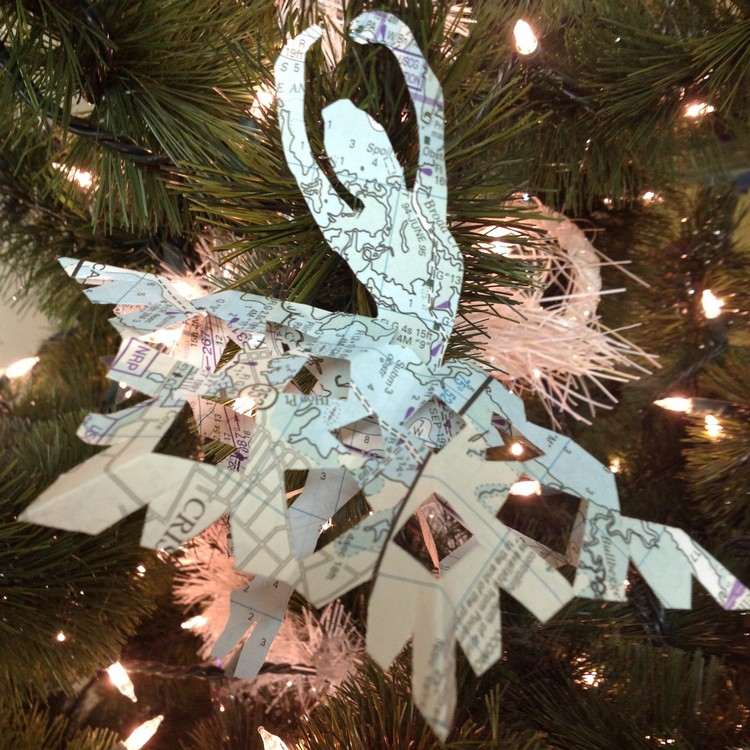 weihnachtsdeko-selber-basteln-papier-ballerina-christbaumschmuck