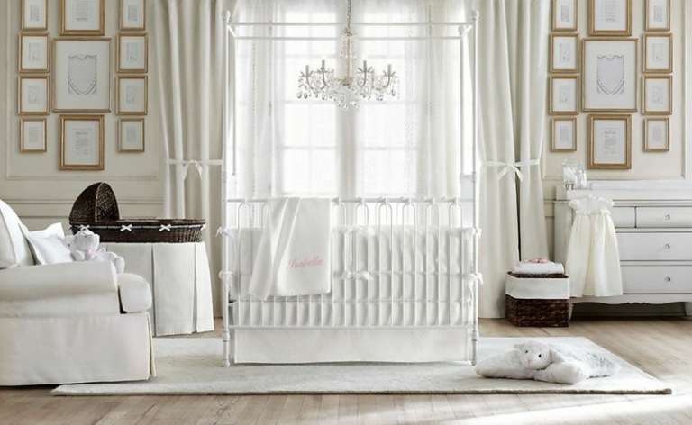 Babyzimmer-Weiss-traditionell-einrichten-franzoesischer-Landhausstil