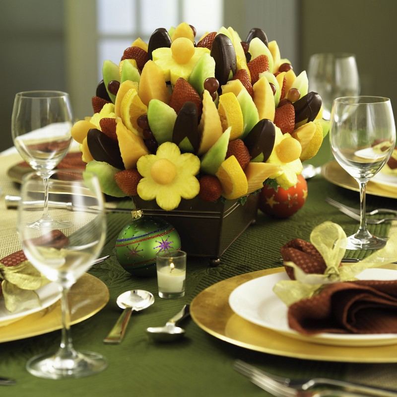 Bastelidee-Herbst-Obst-Tisch-schnitzen-Ideen