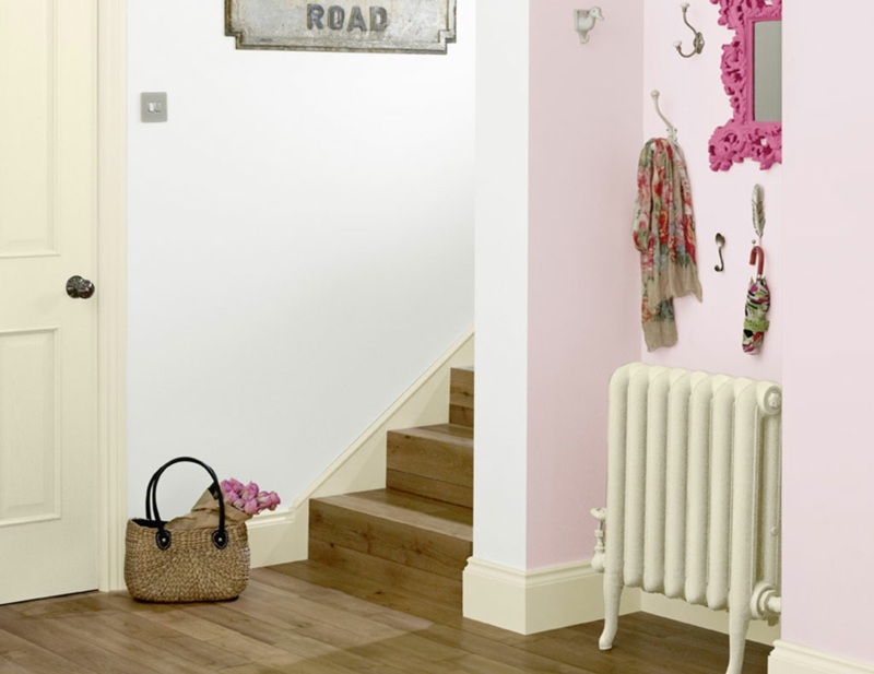 Wohnraumgestaltung-Farben-Flur-streichen-weiss-rosa