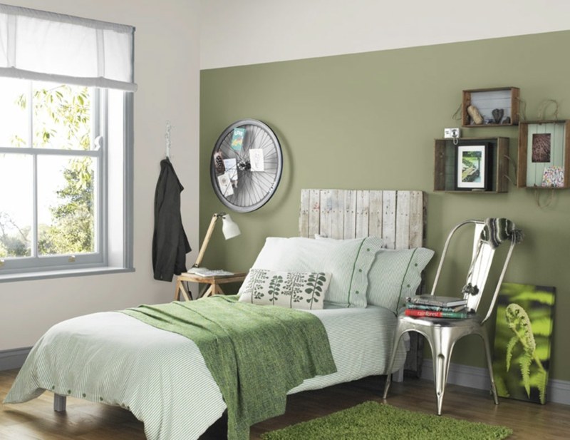 Wohnraumgestaltung-Farben-Schlafzimmer-Pastellgruen-Ecru-streichen