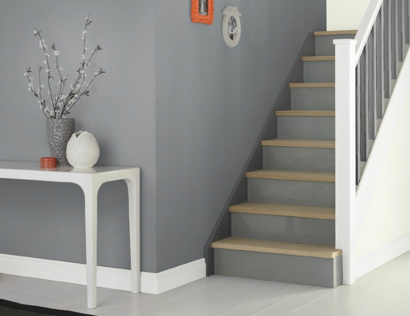 Wohnraumgestaltung-Farben-modern-Flur-grau-weiss-streichen