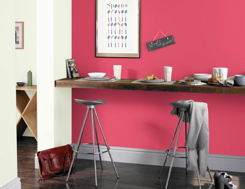 Wohnraumgestaltung-Farben-pink-ecru-Wand-zweifarbig-streichen