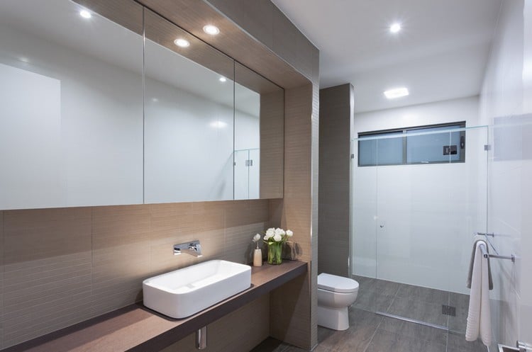 badezimmer-deckenleuchte-led-einbaustrahler-spiegel-dusche-wc