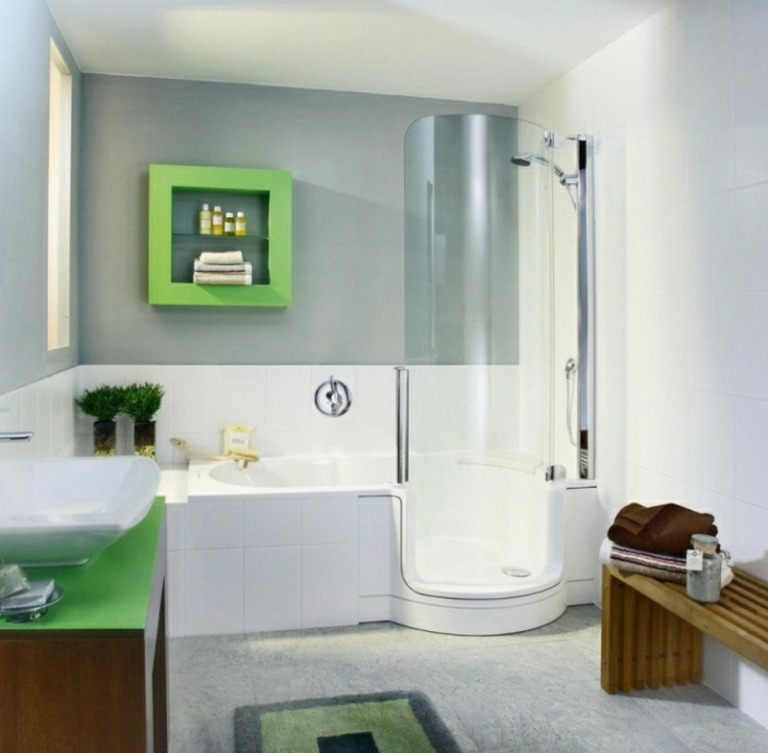 badezimmer kleines idee duschbadewanne platzsparend gruen akzente sitzbank