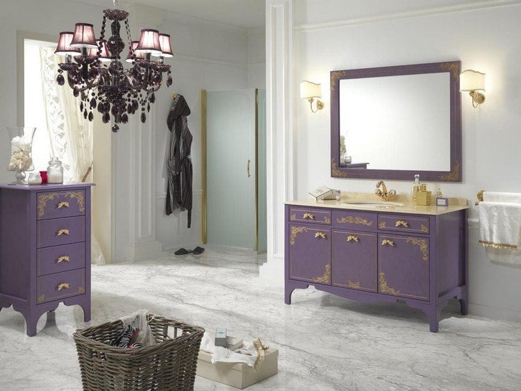 badezimmer-mobel-barock-stil-alice-lila-goldene-griffe-arbeitsplatte-marmoroptik