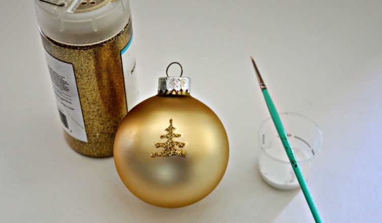 bastelideen weihnachten glitzer leim dekoration gold diy