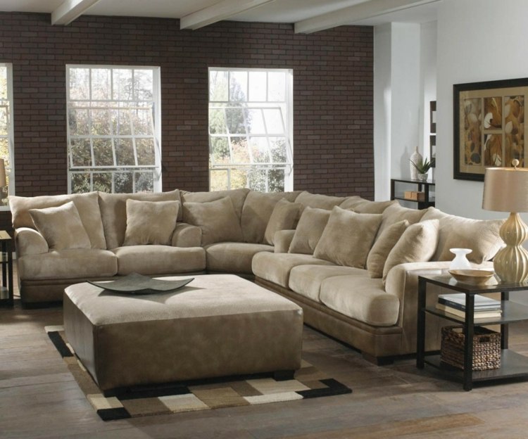 braune wandgestaltung im wohnzimmer backstein idee sofa creme beige teppich