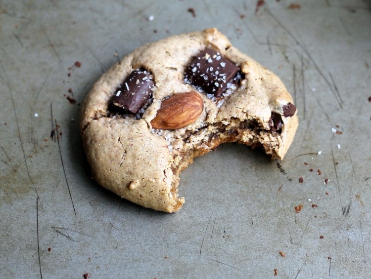glutenfreie-rezepte-schnelle-platzchen-einfach-cookies-schokolade-mandeln-lecker
