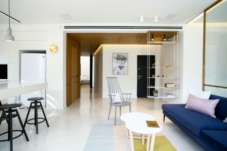 küchen design mit patchwork fliesen barhocker schwarz eingang korridor