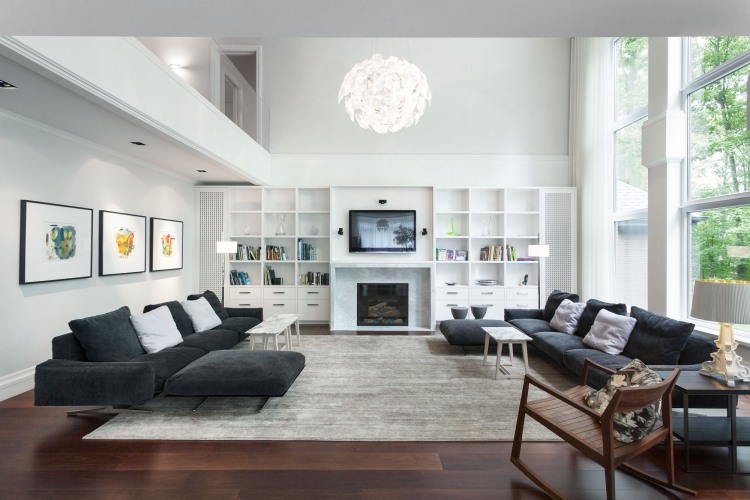 modernes-wohnzimmer-sofa-ideen-schwarz-weiss-holzboden-haus-loft